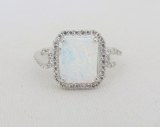 Vintage Sterling Silver White Opal & White Topaz Halo Ring Size 8