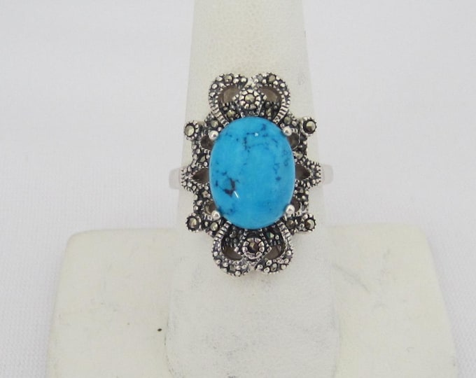 Vintage Sterling Silver Turquoise & Marcasite Ladies Ring Size 8