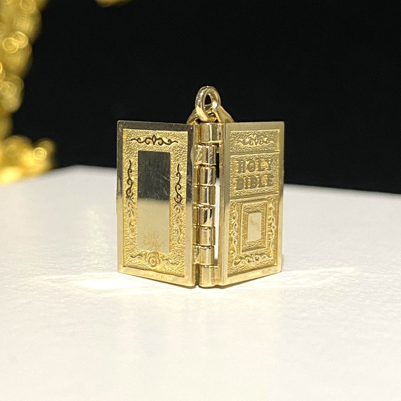 Vintage 14K Solid Yellow Gold Lord's Prayer Holy Bible Open Pages ...
