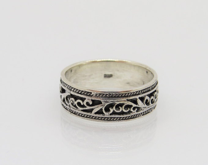 Vintage Tibetan Sterling Silver Filigree Band Ring Size 9
