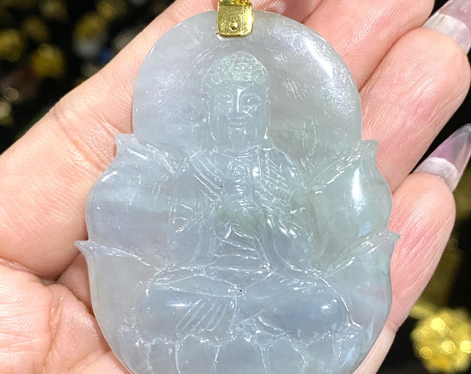 Vintage 18K Solid Yellow Gold Lavender, Green, Greyish Jadeite Jade Buddha Pendant. Mat Phat Bon Su Thich Ca.