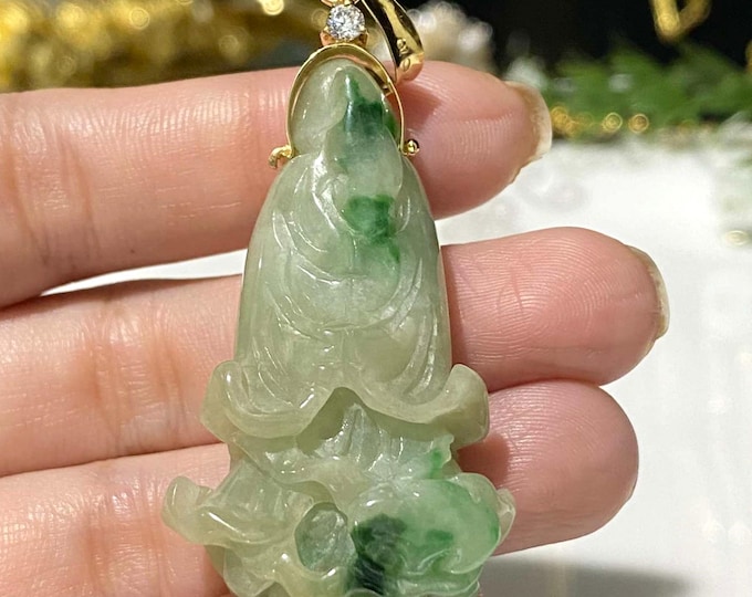 Vintage 14K Solid Yellow Gold Translucent Green Jadeite Jade, White Topaz Cabbage Pendant.