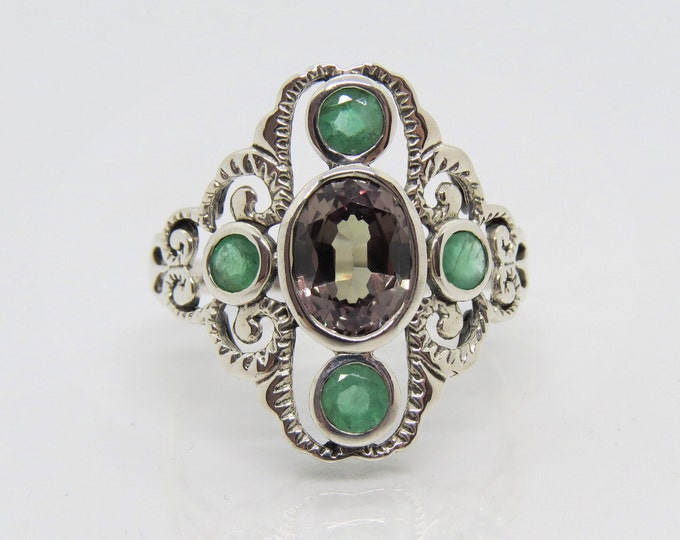 Vintage Sterling Silver Alexandrite & Emerald Ring Size 9