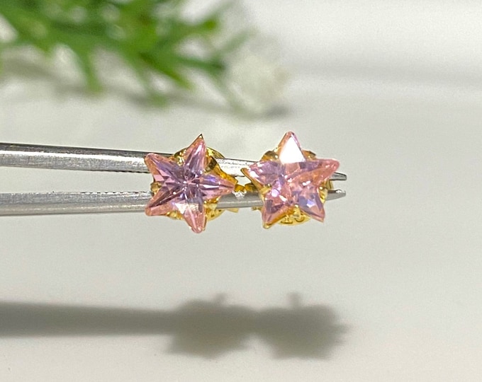 Vintage 15K 610 Solid Yellow Gold 1.68ct Star cut Pink Sapphire Stud Earrings.