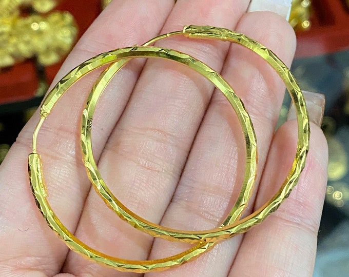 Vintage 18K Yellow Gold Diamond cut Hoop Earrings 40MM