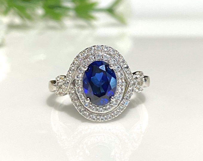 Vintage Sterling Silver Blue Sapphire & White Topaz Ring7.25