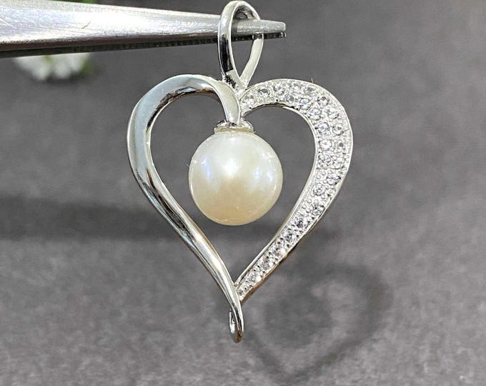 Vintage Sterling Silver Cultured Pearl & White Topaz Heart Pendant.