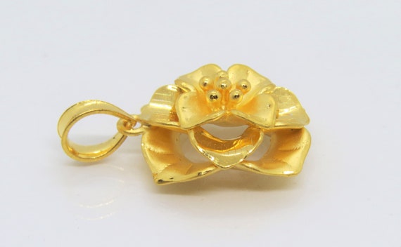 Vintage 24K 999 Pure Gold Flower Pendant. - Etsy