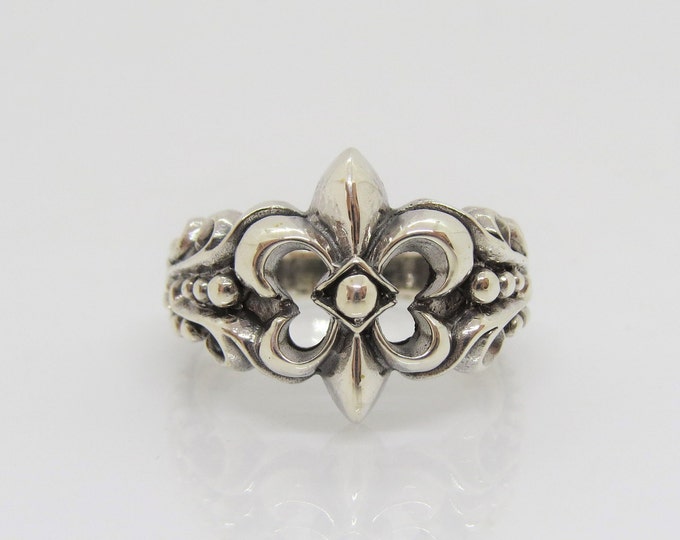 Sterling Silver Fleur De Lis Ring.