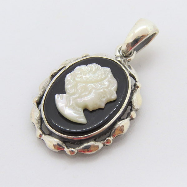 Vintage Sterling Silver Women Portrait Cameo Pendant