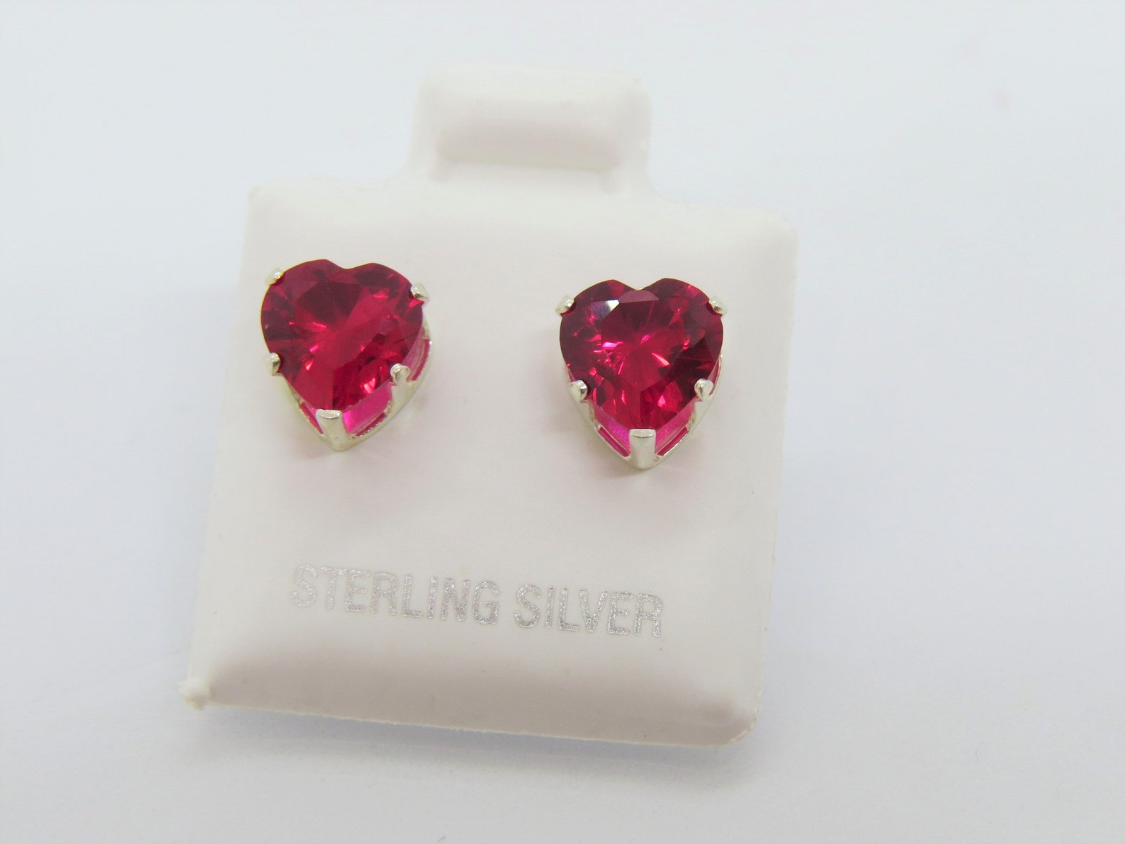 Flower Simulant Ruby Invisible Set Statement Earrings