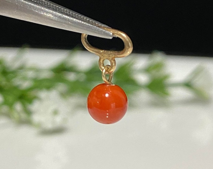 Vintage 14K Solid Yellow Gold Natural Orange Coral Charm Pendant.