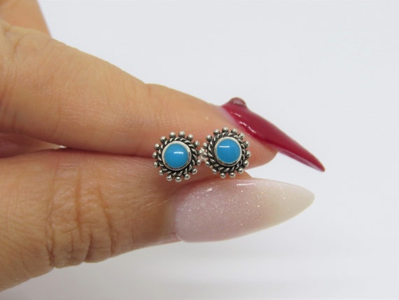Sterling Silver Gemstone Earrings Beautiful Bali Style Veined Turquoise and Silver Stud Earrings Silver Swirl Stud Earrings Vintage