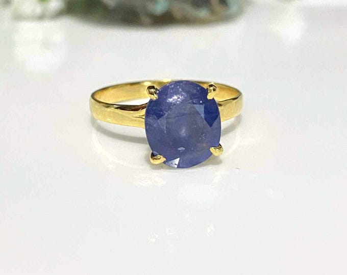 Vintage 14K Solid Yellow Gold 2.2ctw Natural Oval cut Blue Sapphire Ring Size 7