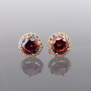 Vintage 18K Solid Yellow Gold 1.22ct Garnet & White Topaz Halo Earrings