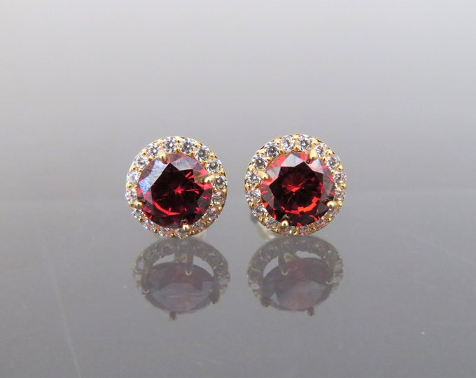 Vintage 18K Solid Yellow Gold 1.22ct Garnet & White Topaz Halo Earrings