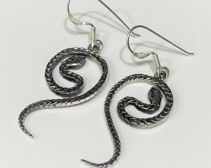 Vintage Sterling Silver Carved Snake Dangle Earrings.