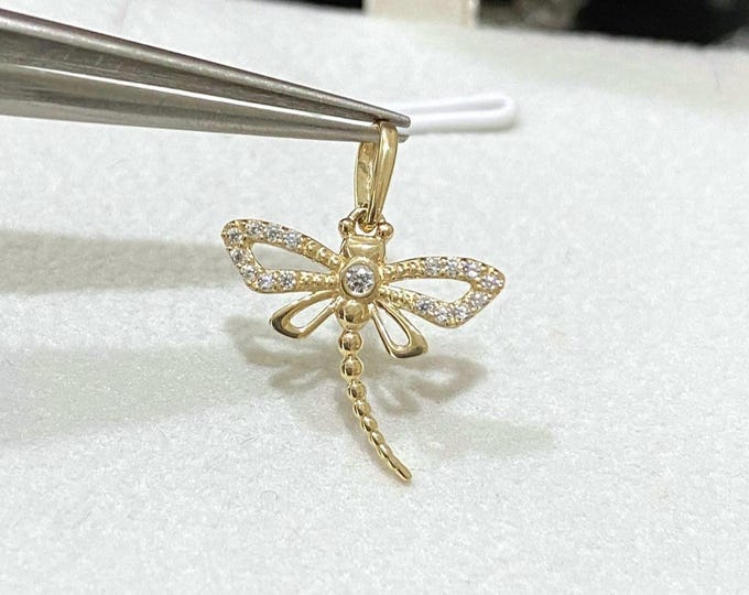14K Solid Yellow Gold White Topaz Dragonfly Pendant.