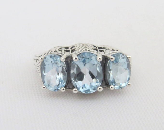 Vintage Sterling Silver Oval Aquamarine Three stone Ring Size 8