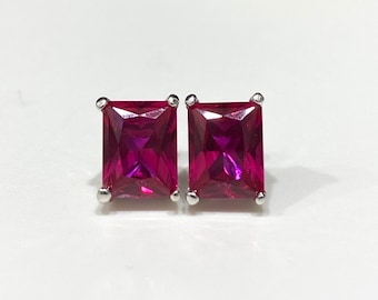 Boucles d'oreilles vintage rectangulaires en argent sterling avec rubis.