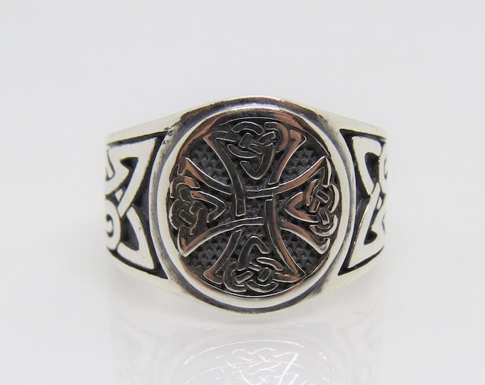 Vintage Sterling Silver Cross Band Ring Size 13