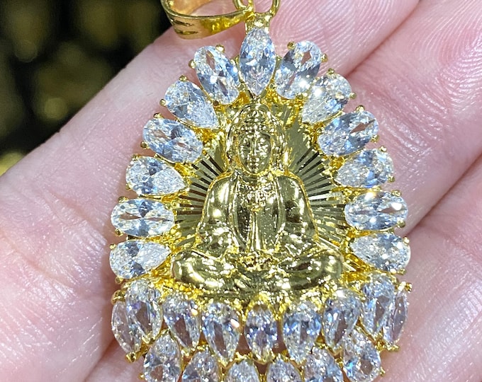 Vintage 15K 610 Solid Gold White Topaz Kwan Yin Buddha Pendant. Mat Phat Ba Quan Am.