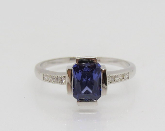Vintage Sterling Silver Amethyst & White Topaz Ring Size 9