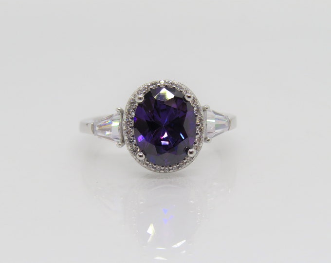 Vintage Sterling Silver Oval Amethyst & White Topaz Halo Ring Size 8