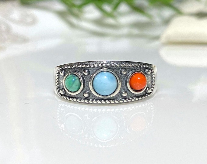 Vintage Sterling Silver Turquoise, Coral & Larimar Ring.