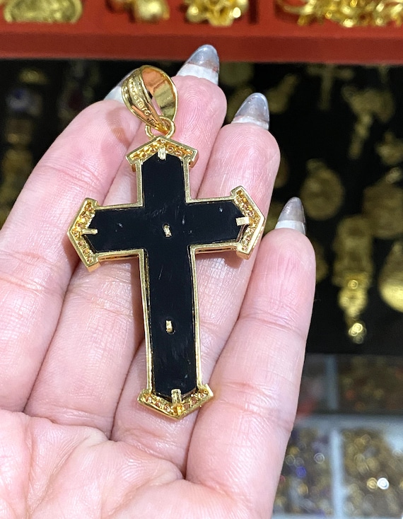 Vintage 18K Solid Yellow Gold Black Onyx, White Topaz Jesus Vintage 18K Solid Yellow Gold Black Onyx, White Topaz Jesus