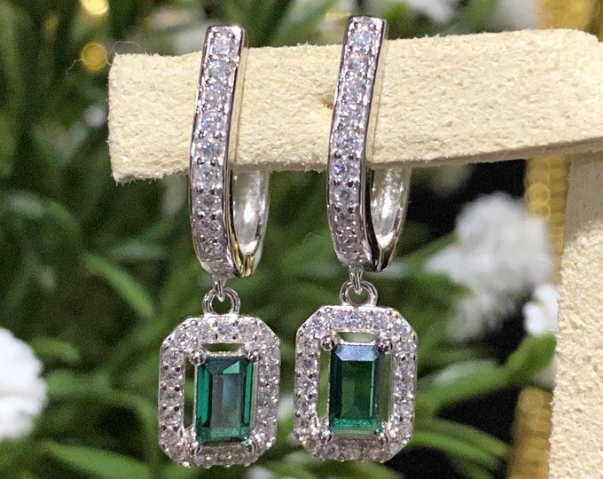 Vintage Sterling Silver Emerald & White Topaz Dangle Earrings.