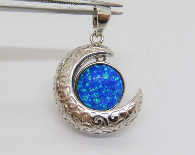 Vintage Sterling Silver Blue Opal Crescent Moon Charm Pendant