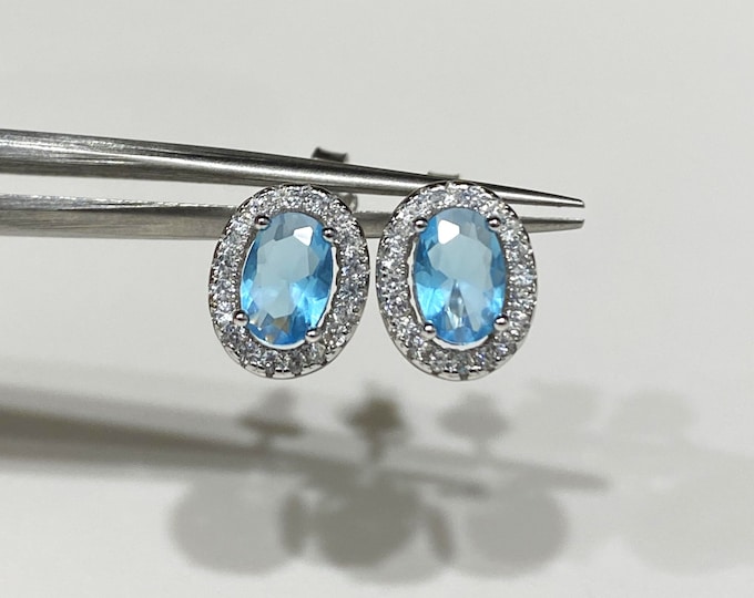 Vintage Sterling Silver Oval Aquamarine & White Topaz Earrings.