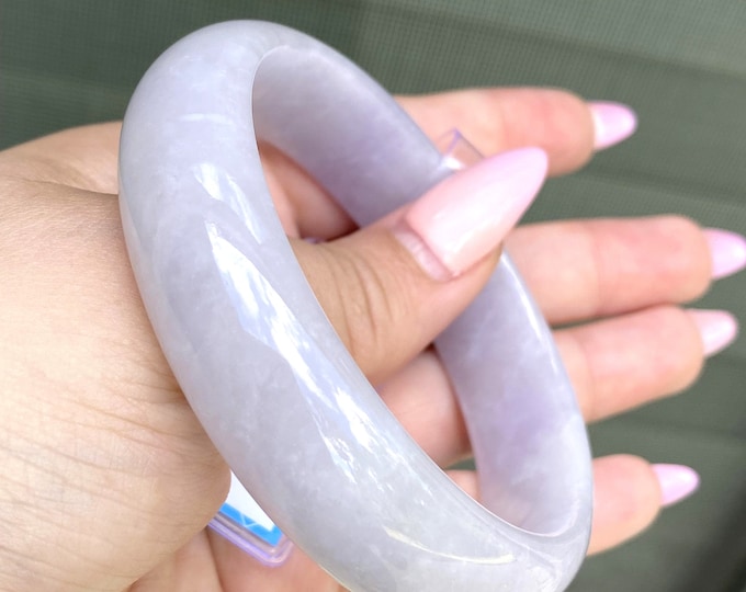 Translucent Natural Lavender, White Jadeite Jade Vintage Bangle Bracelet 59.8MM
