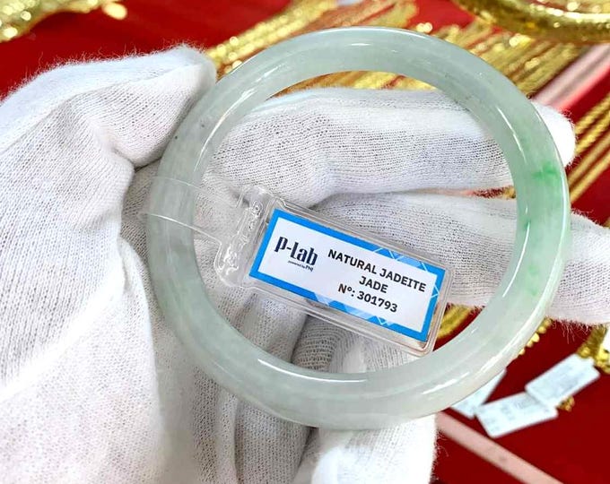 Vintage Translucent Natural Green, White Jadeite Jade Bangle Bracelet 58.4MM