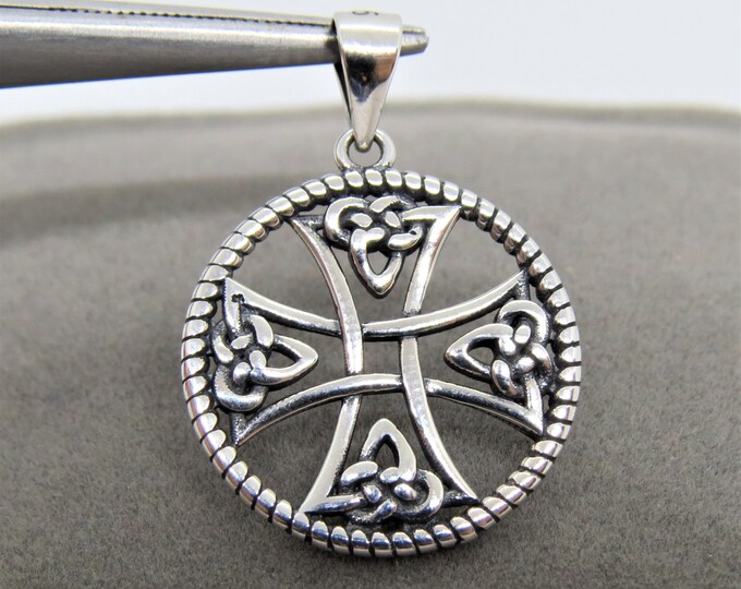 Vintage Sterling Silver CELTIC Cross Charm Pendant