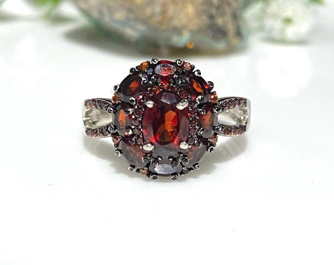 Vintage Sterling Silver Natural Garnet Ring Size 8.25