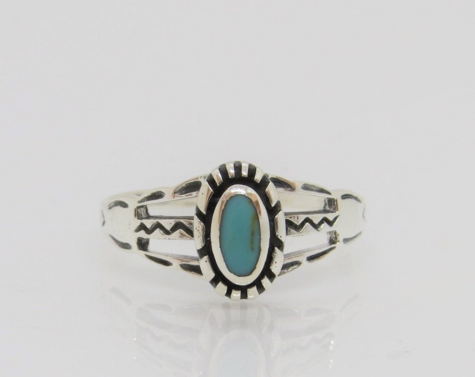 Vintage Southwestern Sterling Silver Turquoise Ring Size 7