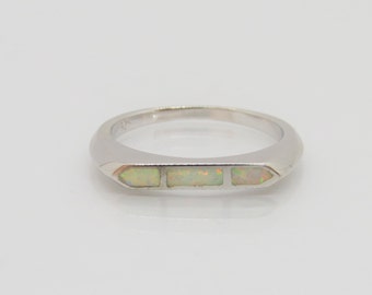 Vintage Sterling Silver White Opal Band Ring Size 7