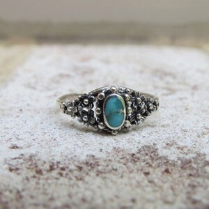 Vintage Sterling Silver Turquoise Ring Size 8