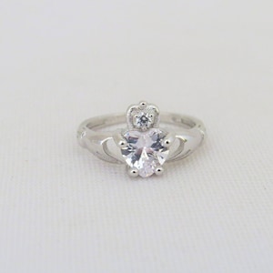 Vintage Claddagh Sterling Silver White Topaz Ring Size 6