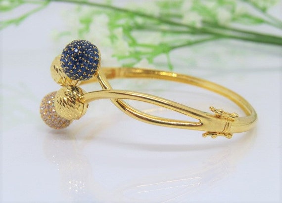 Vintage 18K Solid Yellow Gold Blue Sapphire, Whit… - image 3