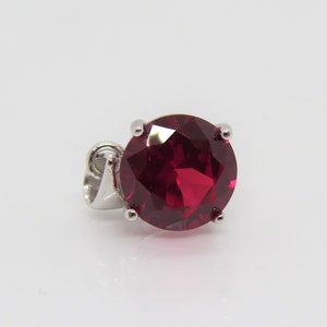 Vintage Sterling Silver Round cut Ruby Pendant 10MM