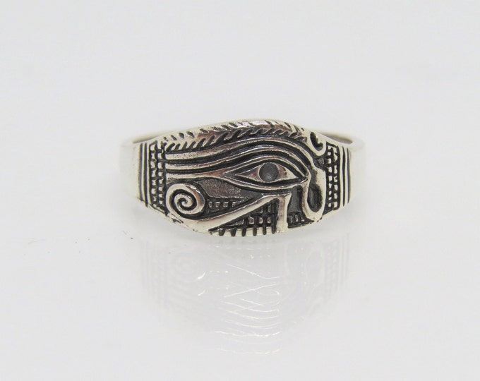 Vintage Sterling Silver Egyptian Eye Ring Size 8