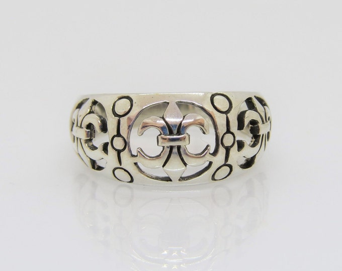 Vintage Sterling Silver Fleur de lis Filigree Dome Ring Size 9