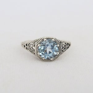 Vintage Sterling Silver Round Aquamarine Filigree Ring Size 9