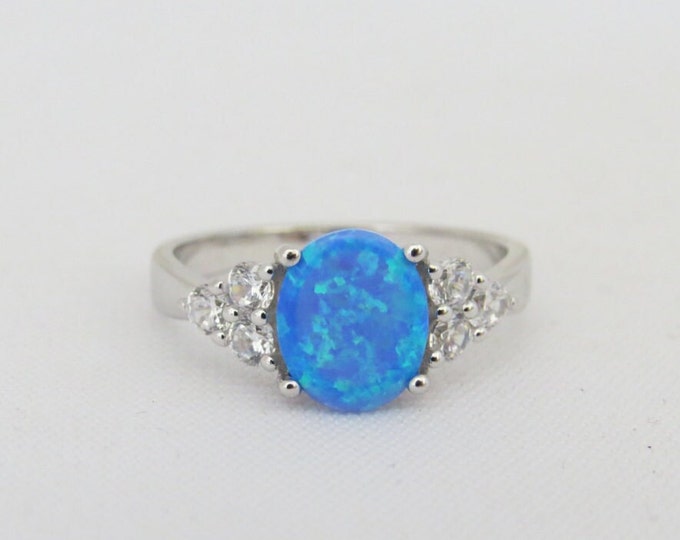 Vintage Sterling Silver Blue Opal & White Topaz Ring Size 7