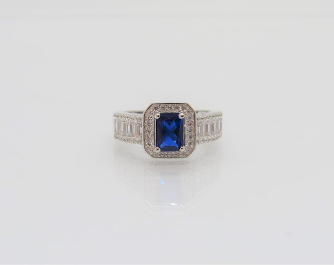 Vintage Sterling Silver Blue Sapphire & White Topaz Engagement Ring Size 7