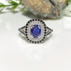 Vintage Sterling Silver Natural Blue, Black Sapphire & White Topaz Ring Size 8