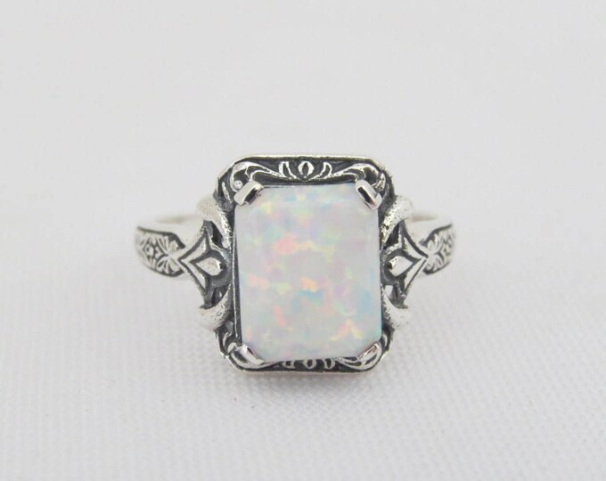 Vintage Sterling Silver White Opal Carved Ring Size 8